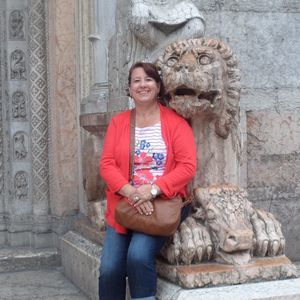 Meet your Posher, Catherine